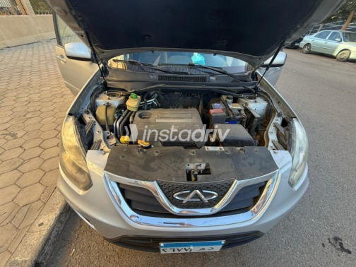 Chery Tiggo 3 2017 Silver Automatic Used for Sale in Sheikh Zayed City - 4