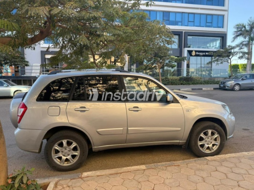 Chery Tiggo 3 2017 Silver Automatic Used for Sale in Sheikh Zayed City - 7