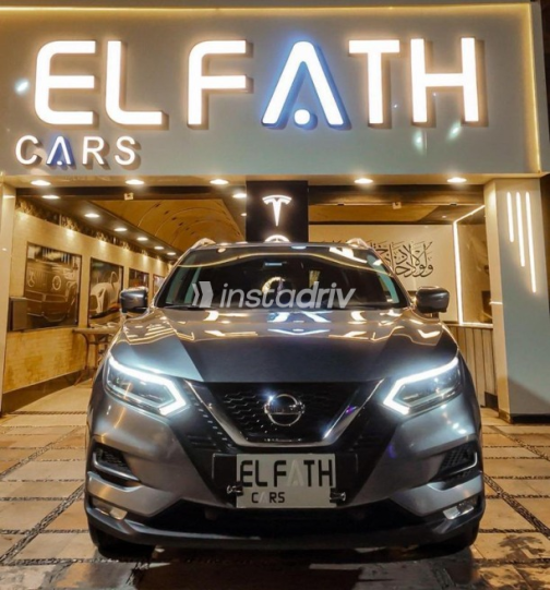 Nissan Qashqai 2019 Gray Automatic Used for Sale in Heliopolis - 1