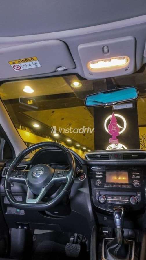Nissan Qashqai 2019 Gray Automatic Used for Sale in Heliopolis - 5