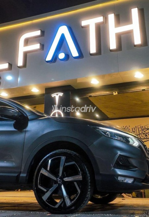 Nissan Qashqai 2019 Gray Automatic Used for Sale in Heliopolis - 10