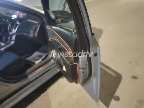 Chevrolet Cruze 2010 Cyan Automatic Used for Sale in Cairo - 3