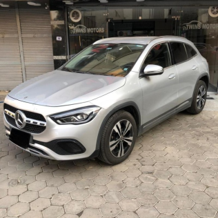 Mercedes GLA 200 2021 Silver Automatic Used for Sale in Greater Cairo ( Cairo + Giza)