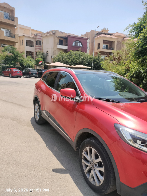 Renault Kadjar 2018 Red Automatic Used for Sale in Cairo - 3