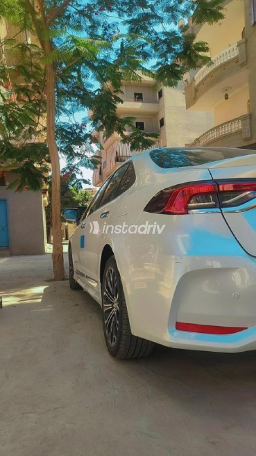 Toyota Corolla 2022 White Automatic Used for Sale in Greater Cairo ( Cairo + Giza) - 5