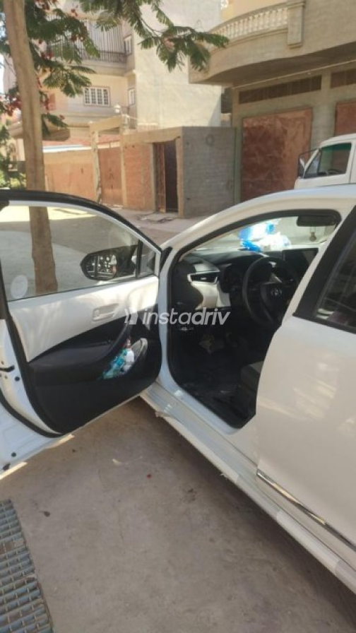 Toyota Corolla 2022 White Automatic Used for Sale in Greater Cairo ( Cairo + Giza) - 6