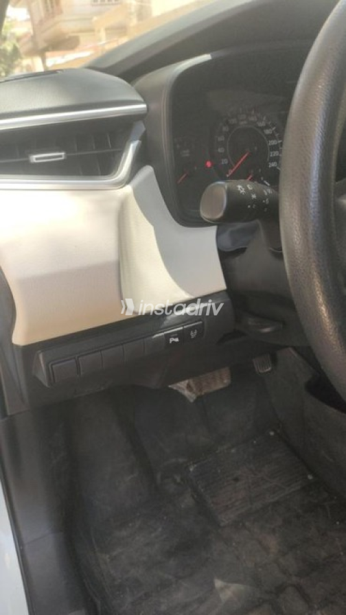 Toyota Corolla 2022 White Automatic Used for Sale in Greater Cairo ( Cairo + Giza) - 7
