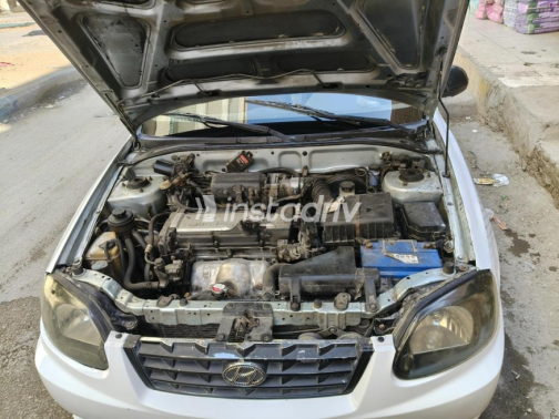 Hyundai Verna 2013 White Manual Used for Sale in Suez  - 6