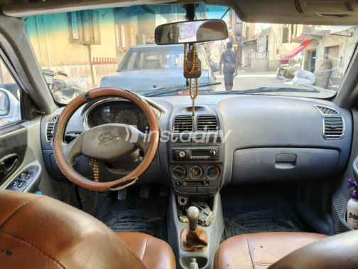 Hyundai Verna 2013 White Manual Used for Sale in Suez  - 8