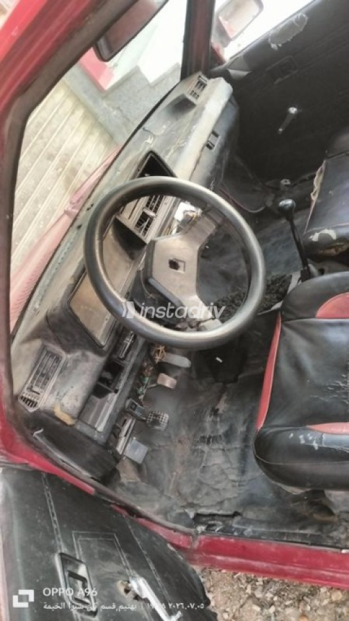 Mazda 323 1982 Red Manual Used for Sale in Greater Cairo ( Cairo + Giza) - 5