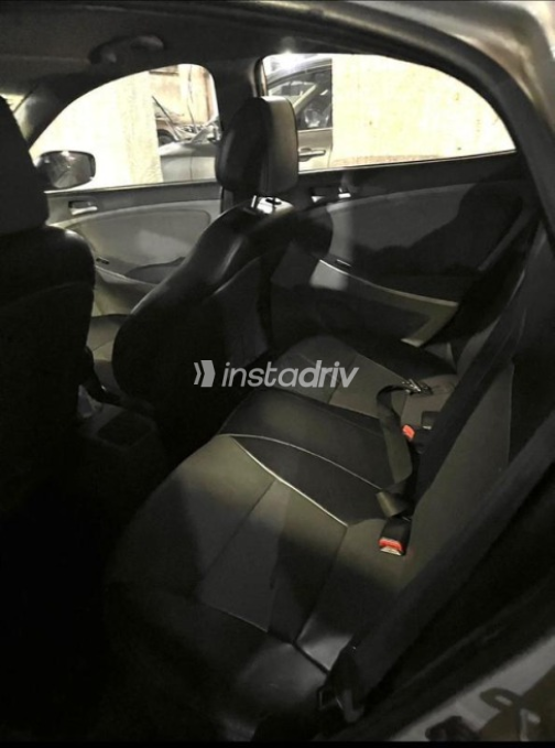 هيونداي اكسنت RB 2015 فضي أوتوماتيك مستعملة للبيع في مصر الجديدة - 4