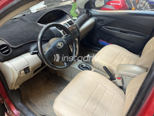Toyota Yaris 2007 Red Automatic Used for Sale in Maadi - 2