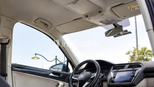 Volkswagen Tiguan 2021 Black Automatic Used for Sale in Sheikh Zayed City - 5