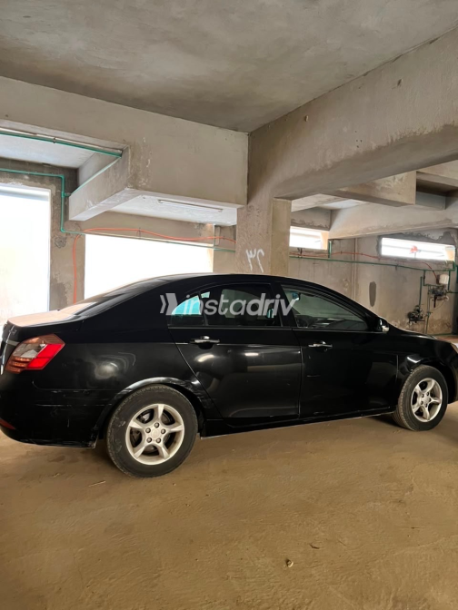 Geely Emgrand 7 2014 Black Manual Used for Sale in Sheraton - 4