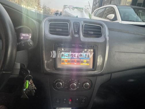 Renault Sandero Step Way 2018 White Automatic Used for Sale in Greater Cairo ( Cairo + Giza) - 5