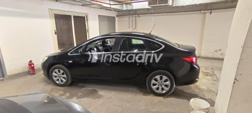 Opel Astra 2020 White Automatic Used for Sale in Greater Cairo ( Cairo + Giza) - 10