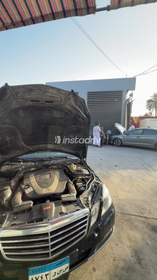 مرسيدس E 300 2010 أسود أوتوماتيك مستعملة للبيع في أسوان - 10