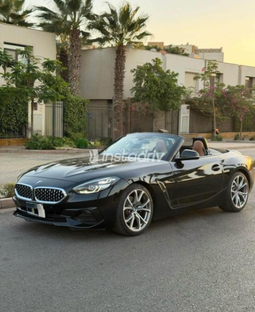 BMW Z4 2019 Black Automatic Used for Sale in Cairo - 2