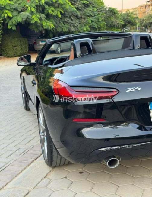 BMW Z4 2019 Black Automatic Used for Sale in Cairo - 8