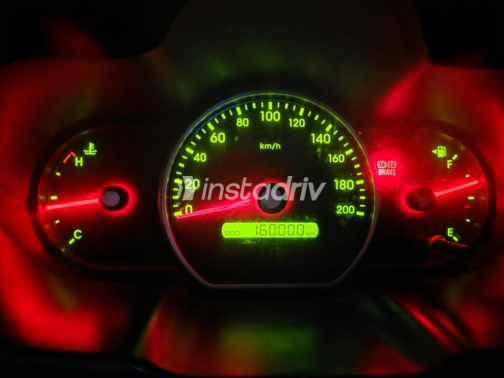 هيونداي I10 2010 أزرق غامق يدوي مستعملة للبيع في 6 أكتوبر - 5