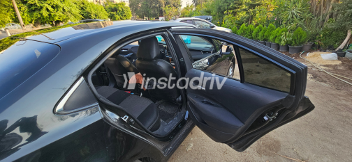Toyota Corolla 2019 Black Automatic Used for Sale in Cairo - 3
