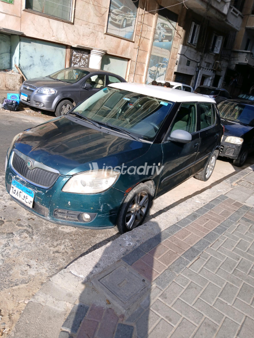 سكودا فابيا 2009 أخضر يدوي مستعملة للبيع في الإسكندرية - 2