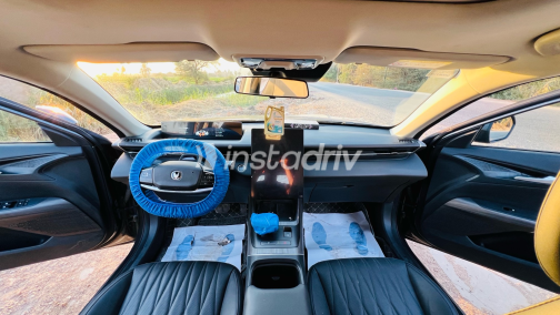 Changan Eado plus 2025 Black CVT Used for Sale in Cairo - 4
