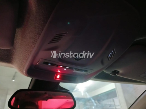 Opel Crossland 2023 Silver Automatic Used for Sale in Alexandria - 5