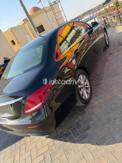 Mercedes E 180 2019 White Automatic Used for Sale in Greater Cairo ( Cairo + Giza) - 8