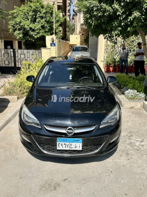 Opel Astra 2020 White Automatic Used for Sale in Greater Cairo ( Cairo + Giza) - 1