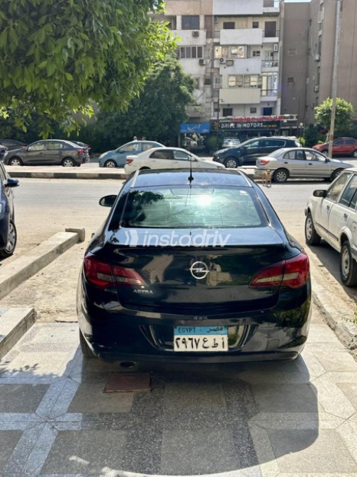 Opel Astra 2020 White Automatic Used for Sale in Greater Cairo ( Cairo + Giza) - 6