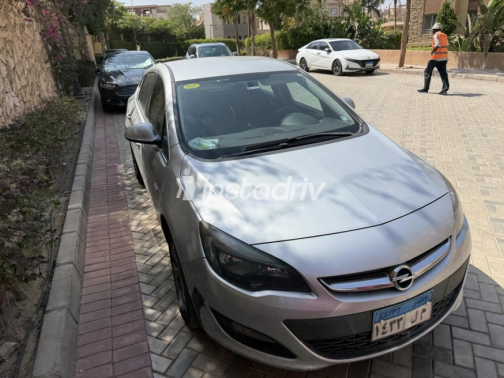Opel Astra 2020 White Automatic Used for Sale in Greater Cairo ( Cairo + Giza) - 2