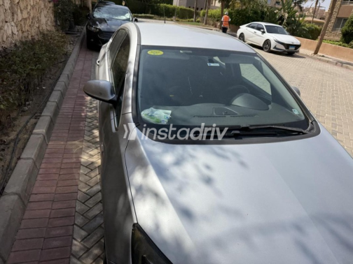Opel Astra 2020 White Automatic Used for Sale in Greater Cairo ( Cairo + Giza) - 3