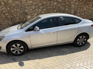 Opel Astra 2020 White Automatic Used for Sale in Greater Cairo ( Cairo + Giza)