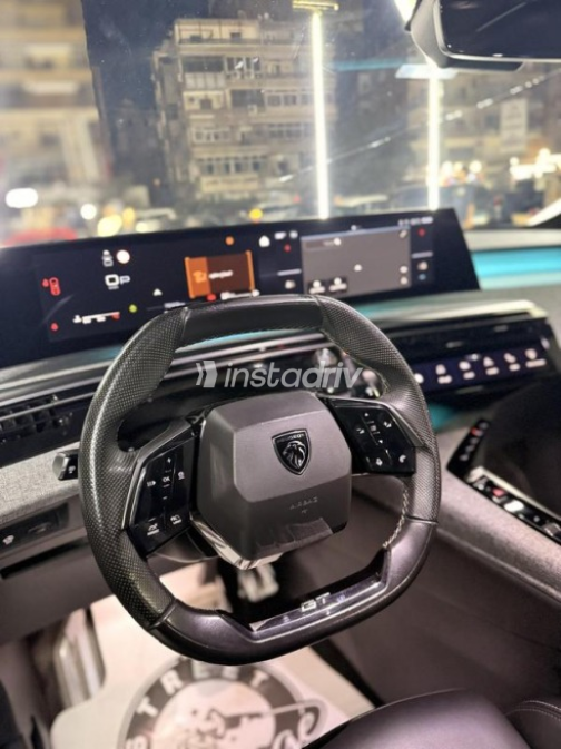 بيجو 3008 2025 أزرق غامق أوتوماتيك مستعملة للبيع في القاهرة - 8