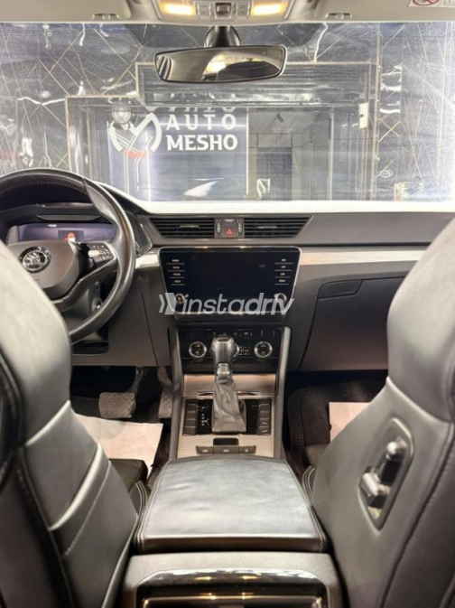 Skoda Superb 2022 Black Automatic Used for Sale in Nasr city - 8