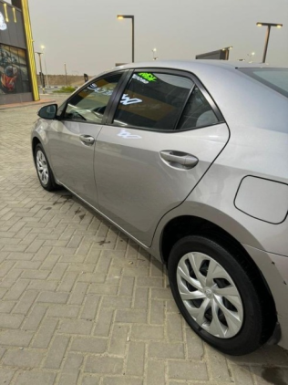 Toyota Corolla 2018 White Automatic Used for Sale in Greater Cairo ( Cairo + Giza)
