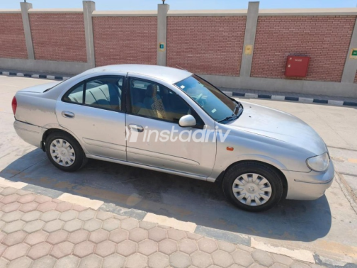 Nissan Sunny 2009 Silver Automatic Used for Sale in Cairo - 2