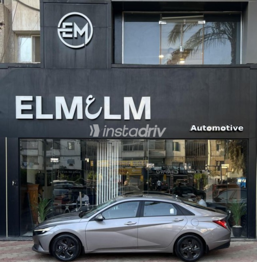 Hyundai Elantra 2022 Gray Automatic Used for Sale in Cairo - 5