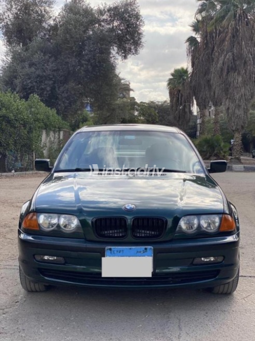 BMW 318 2000 Dark Green Automatic Used for Sale in Cairo - 6