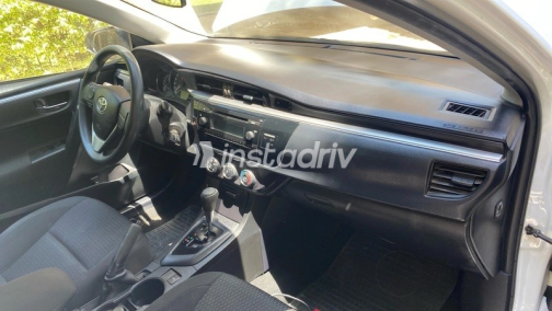 Toyota Corolla 2015 Gray Automatic Used for Sale in Heliopolis - 1