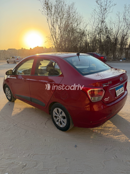Hyundai Grand i10 2016 White Automatic Used for Sale in Giza - 6