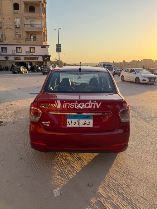 Hyundai Grand i10 2016 White Automatic Used for Sale in Giza - 7