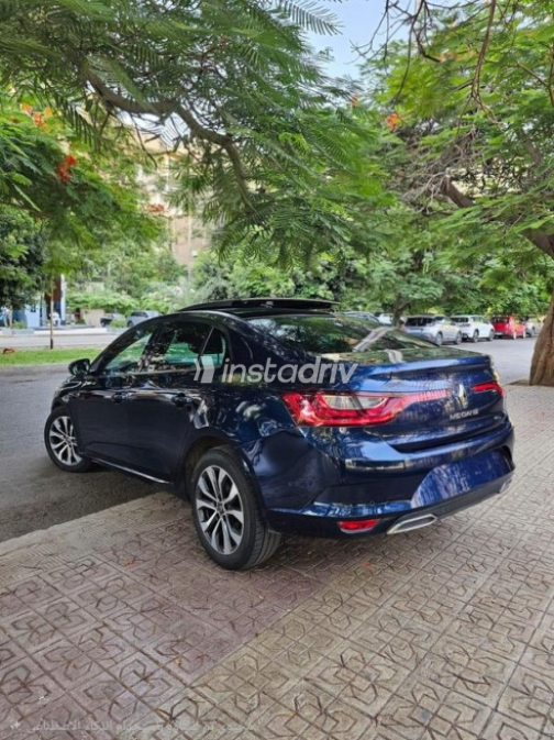Renault Megane 2022 Dark Blue Automatic Used for Sale in Heliopolis - 7