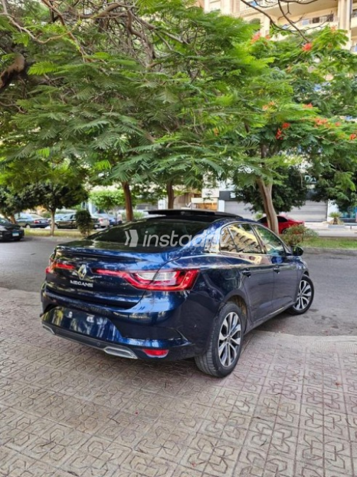 Renault Megane 2022 Dark Blue Automatic Used for Sale in Heliopolis - 8