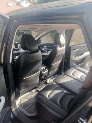 Chevrolet Captiva 2020 Black Automatic Used for Sale in Heliopolis