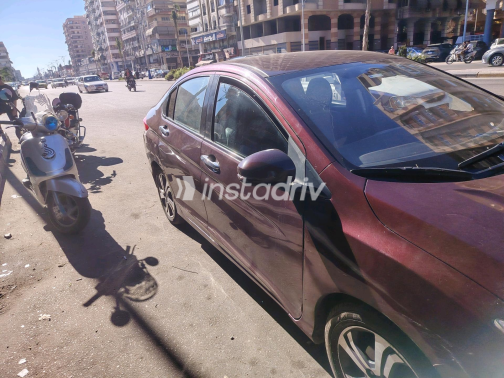 Honda City 2015 White Automatic Used for Sale in Port Said - 6