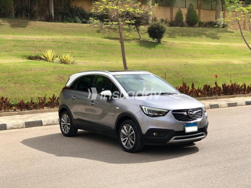 Opel Crossland 2020 Gray Automatic Used for Sale in Nasr city - 3
