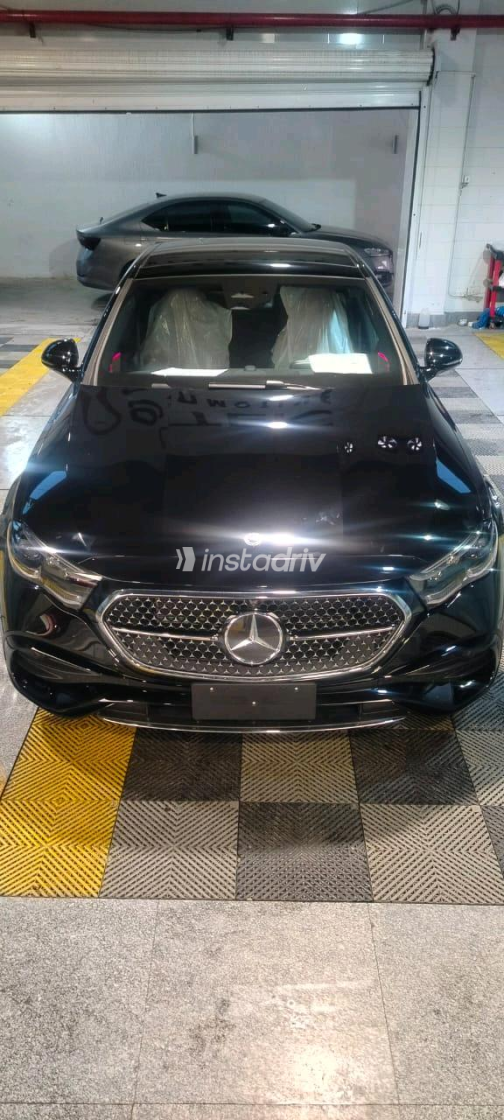 Mercedes E 200 2026 Black Automatic Used for Sale in Nasr city - 3