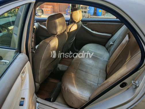 Toyota Corolla 2001 Gold Automatic Used for Sale in Cairo - 4